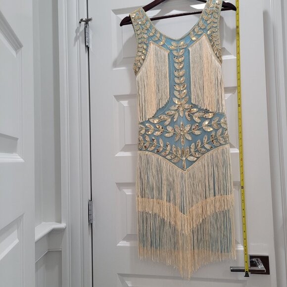 Stunning Roaring 1920s Dress. Sequins and Fringe. Turquoise, Gold, and Ivory. S. - Picture 6 of 16